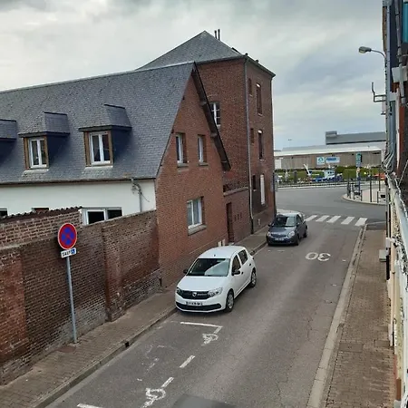 Maison De Pecheur Idealement Situee.
