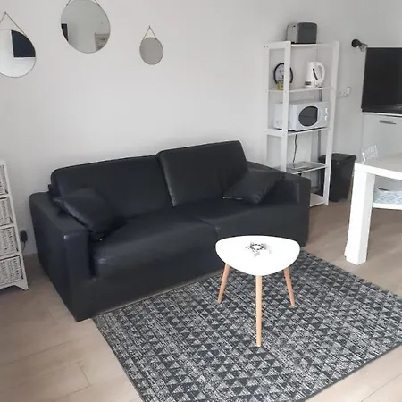 Maison De Pecheur Idealement Situee. Feriehus